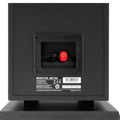 Parte traseira de coluna de som MONITOR MXT60 preta com conectores e etiqueta