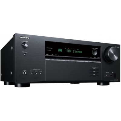 Recetor AV preto ONKYO com ecrã digital e botões frontais
