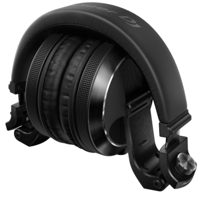 Auscultadores dobráveis pretos com detalhes metálicos e texto D7 na haste