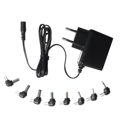 Carregador preto com cabo e oito adaptadores de pino coloridos