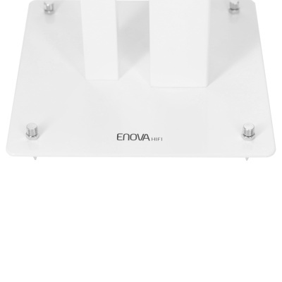 Base retangular branca com parafusos e texto ENOVA HIFI