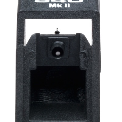 Produto ótico preto com texto 540 Mk II