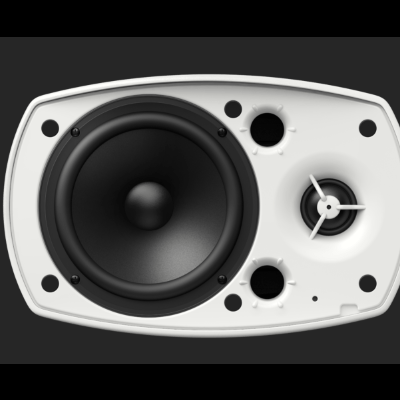 Coluna de som branca vista de frente sobre fundo cinzento