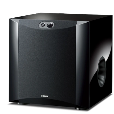 Subwoofer Yamaha preto com acabamento brilhante e grelha frontal preta