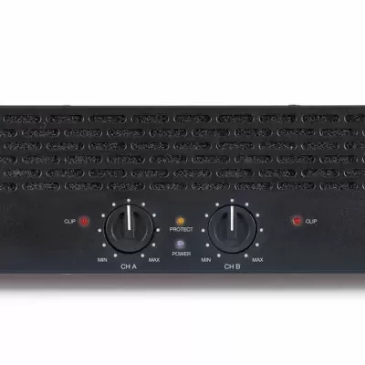 Amplificador de som negro com botões e indicadores LED