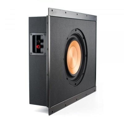 Subwoofer de parede preto com cone cobre e bordas reforçadas