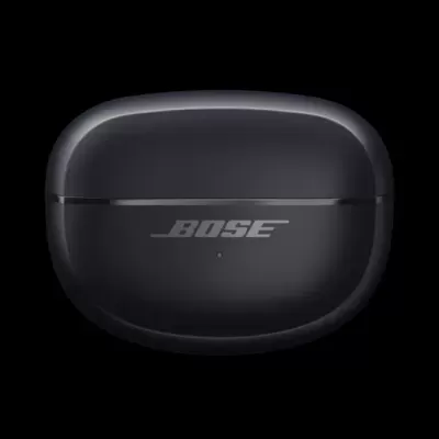 Estojo de carregamento preto para auscultadores com logo Bose.