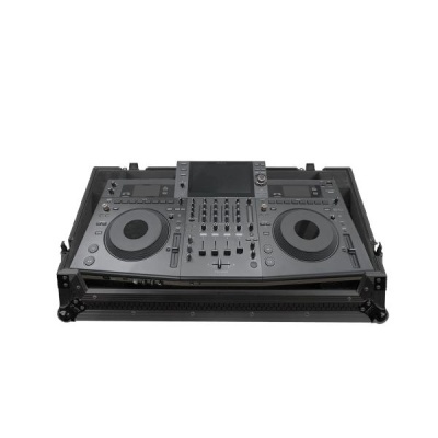 Equipamento de DJ preto com dois pratos e mesa de mistura numa mala rígida