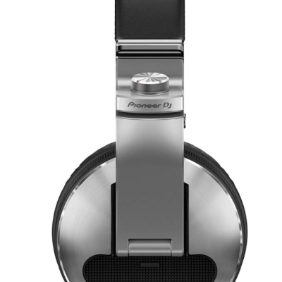auscultadores Pioneer DJ prateados e pretos com banda em couro