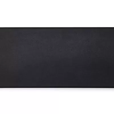 Placa preta retangular com seis furos, três em cada lado.