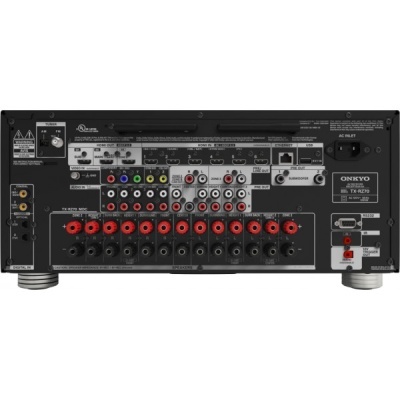 Painel traseiro do receptor AV Onkyo TX-RZ730 com variadas portas de ligação