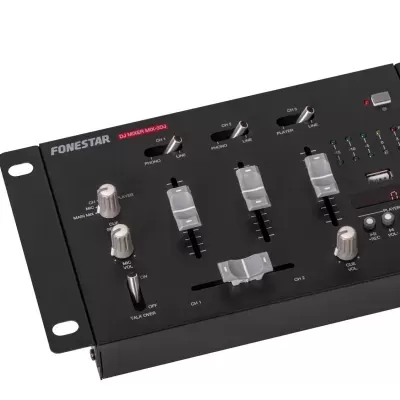 Mesa de mistura de áudio preta FOMESTAR SMP-245USB com botões e sliders