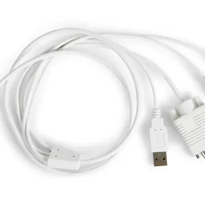 Cabo branco com múltiplos conetores HDMI, USB, jack e VGA sobre fundo branco