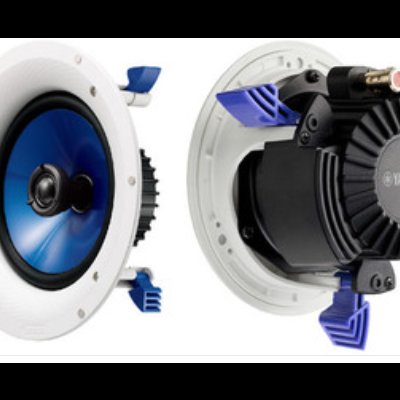 Colunas de teto redondas Yamaha com cones azuis