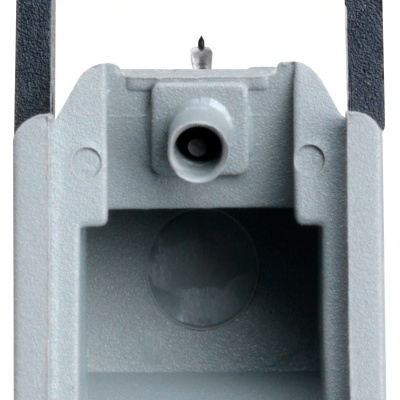 Porta-agulhas para gira-discos cinzento e preto com agulha e texto 'ortofon 305'