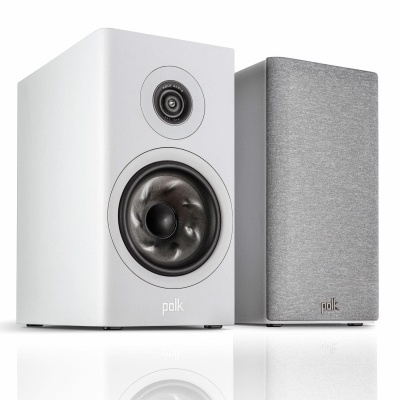 Colunas de áudio polk, uma branca com botões circulares pretos e outra com cobertura cinza