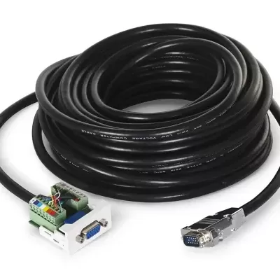 Cabo VGA preto com conectores em fundo branco