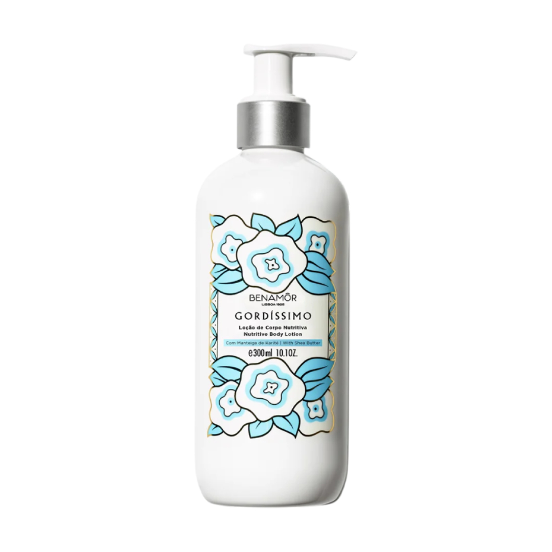 Benamôr - Loção Corporal Gordíssimo Frasco branco de loção nutritiva para corpo Benamôr Gordíssimo com flores azuis