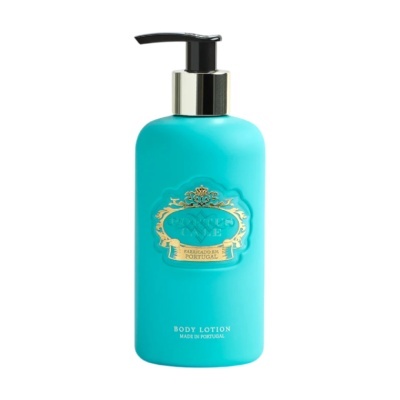 Frasco de loção corporal azul com dispensador