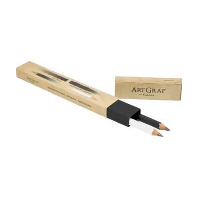 Conjunto de lápis de grafite Art Graf em caixa de cartão castanha e preta com dois lápis, um branco e um preto.