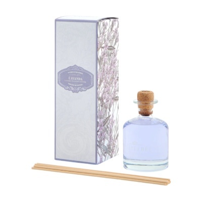 Difusor de fragrância Castelfiel Lavanda com garrafa, embalagem e varetas