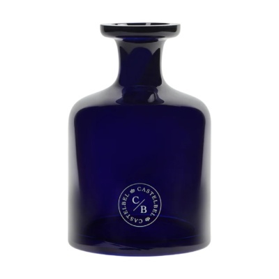 Frasco de vidro azul escuro com logotipo CASTELBEL