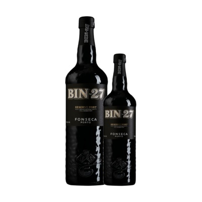 Duas garrafas pretas de vinho do Porto BIN 27 da Fonseca