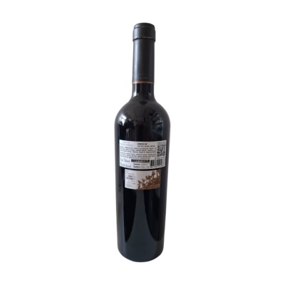 Garrafa de vinho tinto com rótulo traseiro e código QR