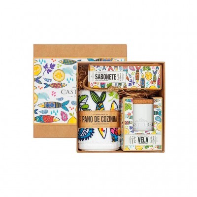 Conjunto de presente com sabonete, vela e pano de cozinha decorado