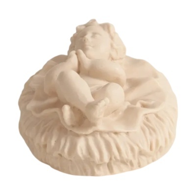 Figura decorativa de bebé a dormir em almofada bege clara