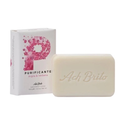 Sabonete branco Ach Brito com embalagem floral rosa purificante