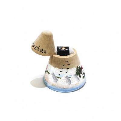 Caixa em madeira pintada com tampa removível