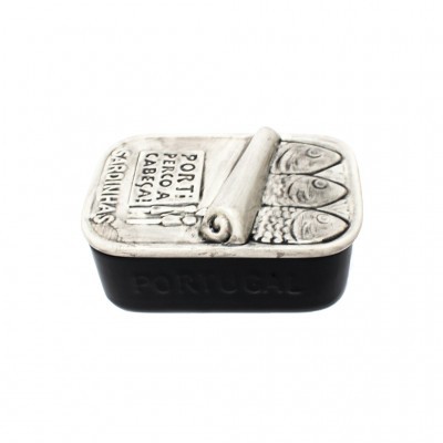 Caixa decorativa em forma de lata de sardinhas com tampa decorada e corpo preto