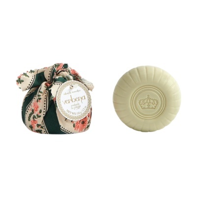 Sabonete artesanal Verbena com embalagem floral e sabonete creme redondo com relevo de coroa