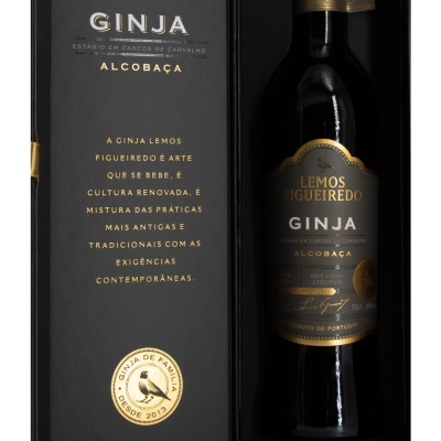 Garrafa e caixa preta de Ginja Lemos Figueiredo Alcobaça