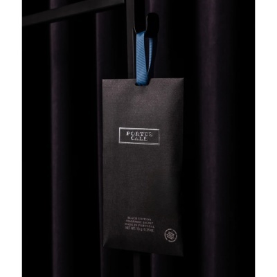 Sache fragrância preto PORTUS CALE pendurado com fita azul