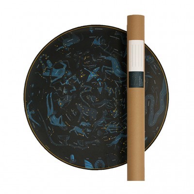 Mapa estelar circular com constelações e tubo de transporte de papelão