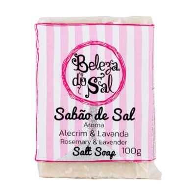 Sabão de sal embalado, embalagem rosa e branca com texto em português e inglês.
