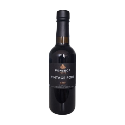 Garrafa de vinho do Porto Fonseca Vintage Port 2017 com rótulo preto