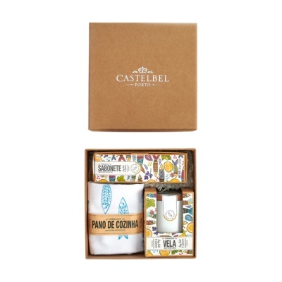 Conjunto de presente CASTELBEL PORTO com sabonete, vela e pano de cozinha