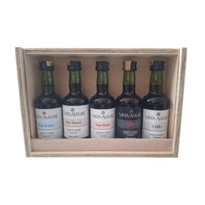 Mini garrafas de vinho do Porto Vista Alegre numa caixa de madeira