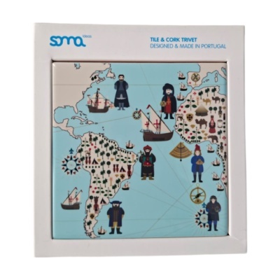 Tabuleiro decorativo azulejos mapa antigo com navios e personagens em estrutura branca