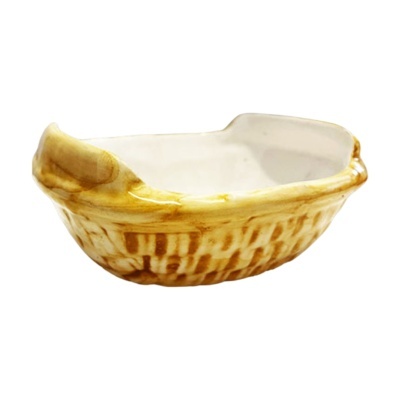 Taça cerâmica imitando basket de vime castanha claro e interior branco
