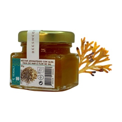 Frasco de néctar aromatizado com alga, fava do mar e flor de sal com rótulo e tampa dourada