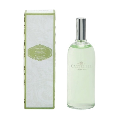 Frasco de perfume verde claro com caixa branca e verde da marca Castelbel Porto