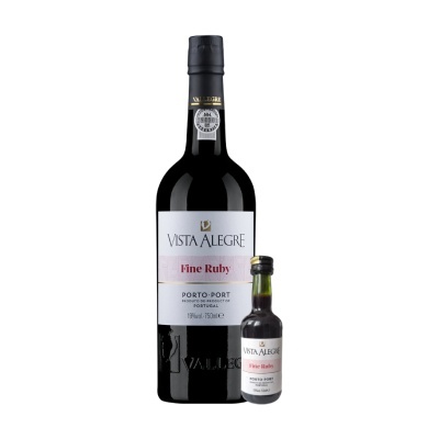 Duas garrafas de vinho Vista Alegre Fine Ruby, uma grande e uma miniatura, sobre fundo branco.