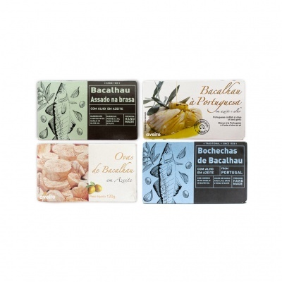 Quatro embalagens pequenas de bacalhau da marca Aveiro com diferentes designs e textos em português.