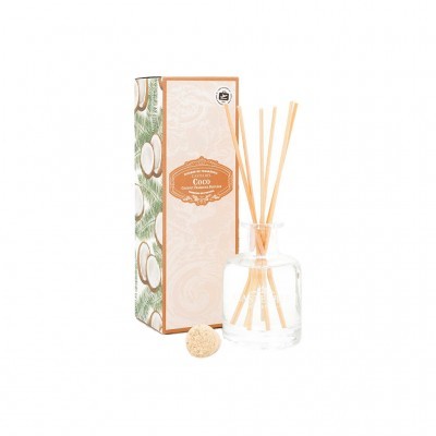 Aromatizador ambiente com base de vidro, pauzinhos de madeira e embalagem decorada com cocos