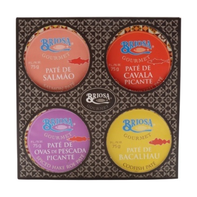Pack de quatro patês gourmet Briosa com diferentes sabores sobre fundo padrão preto