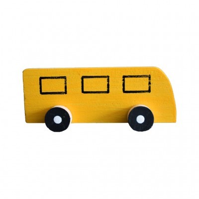 Brinquedo de madeira amarelo em forma de autocarro com rodas pretas